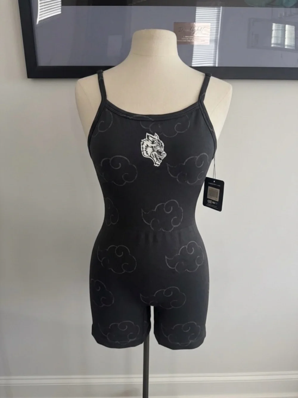 Darc Sport She Romper Naruto Collab Wolves Bodysuit Shapewear Black Clouds - Picture 1 of 7
